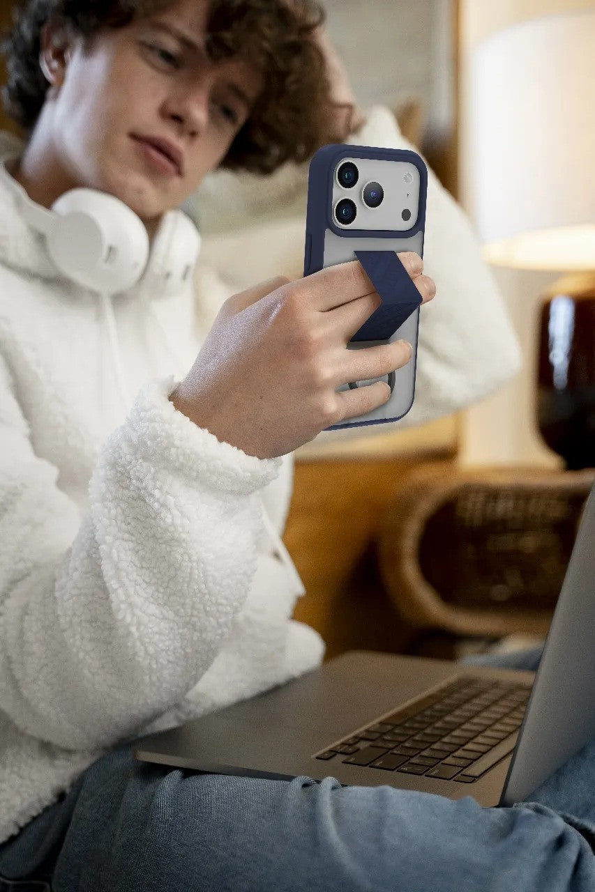 Levelo Morphix Clara Grip Case for iPhone 17 Pro Max / Pro